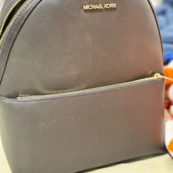 NWT Michael Kors Women’s Shelia Medium Logo Leather Backpack, Black, 35F3G6HB6L - Picture 10 of 11